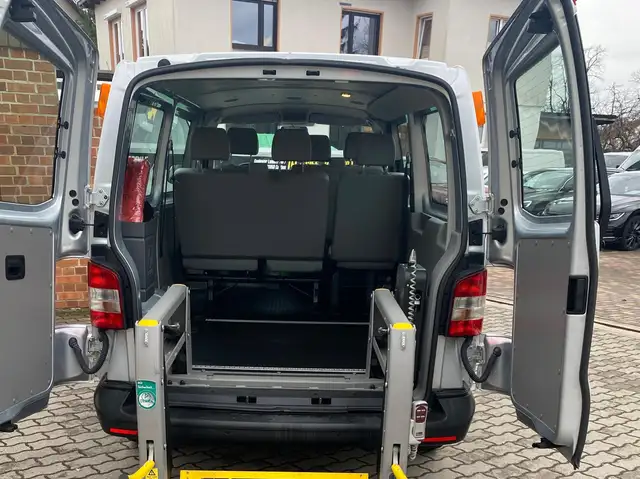 Volkswagen T5 Kombi Rollstuhllift  6 Sitze  Klima  lang