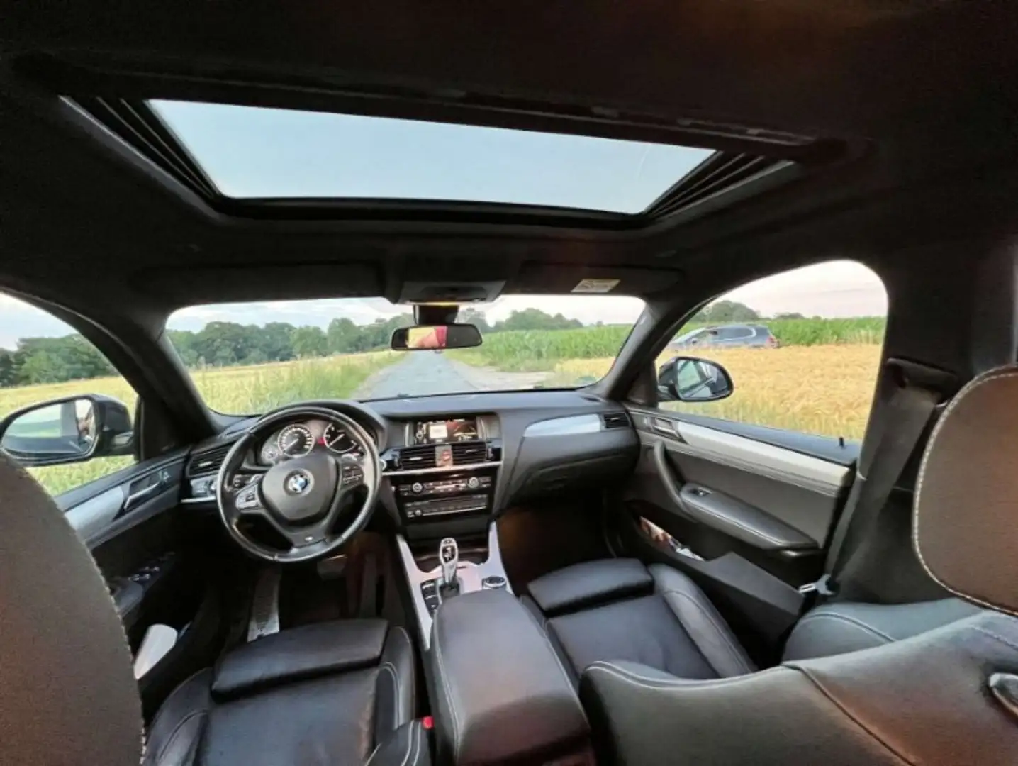 BMW X4 X4 xDrive35d Aut. M Sportpaket Schwarz - 2
