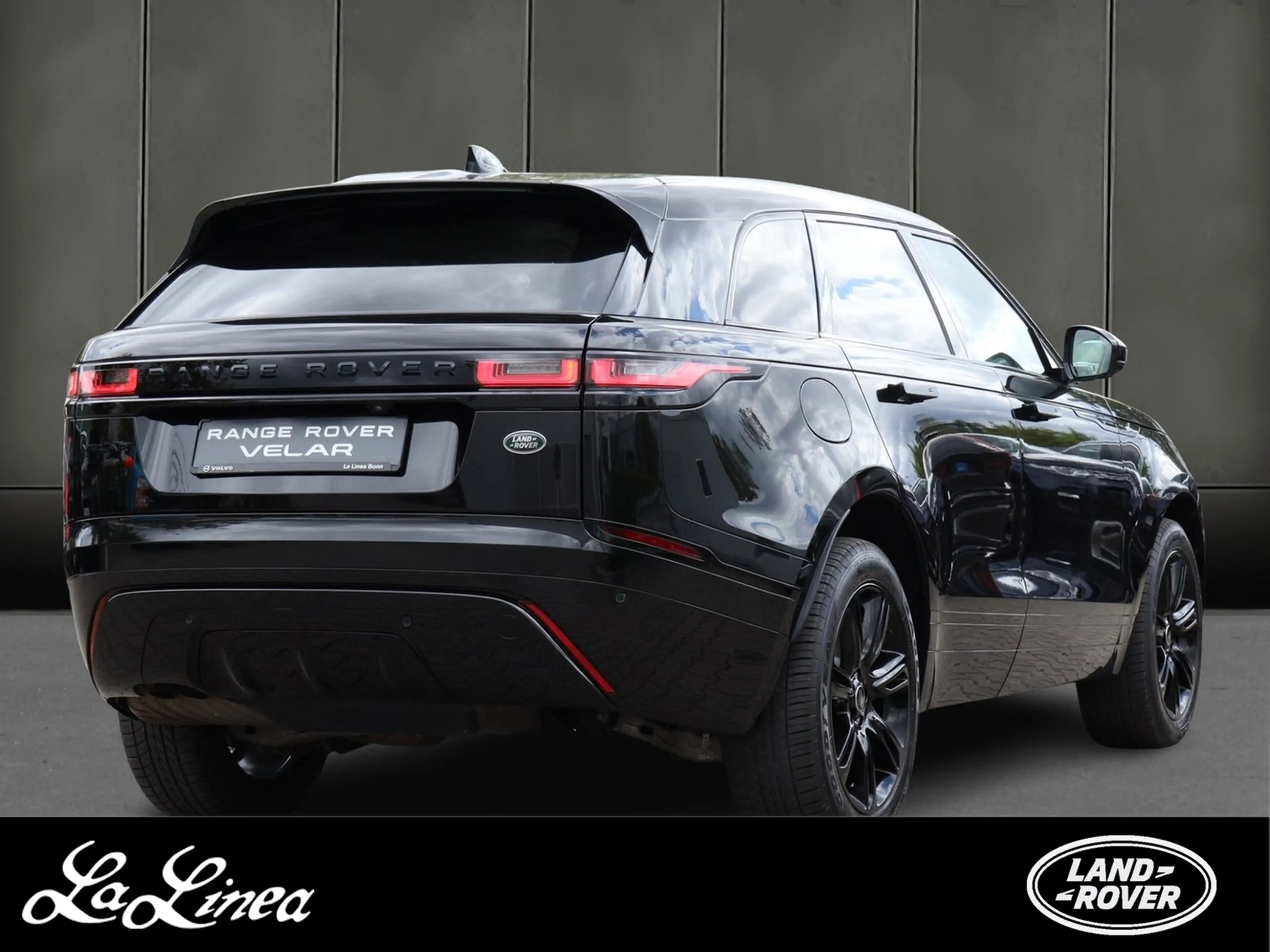 Land Rover Range Rover Velar D200 R-Dynamic SE — photo 2