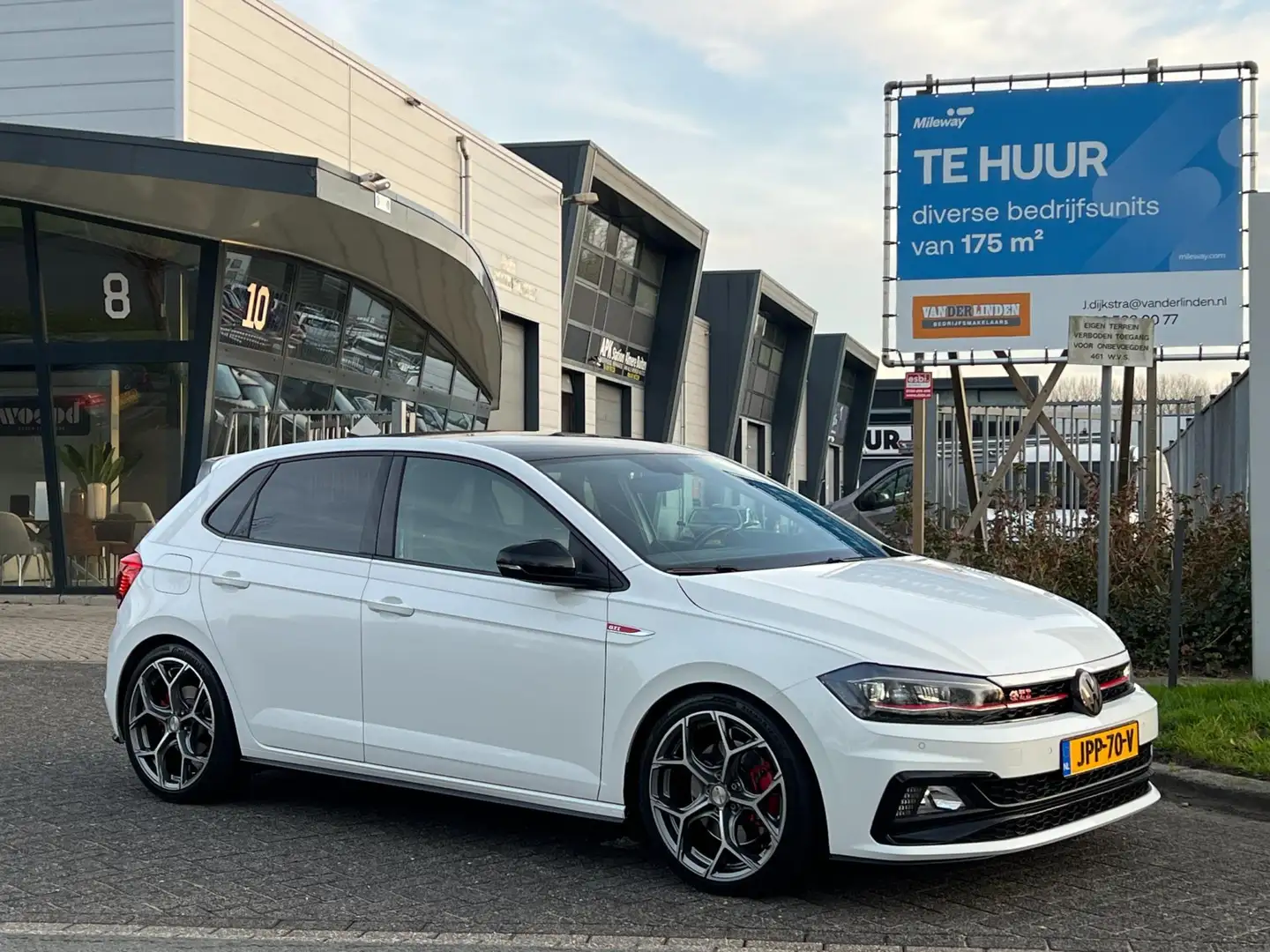Volkswagen Polo GTI 2 G 2.0 TSI DSG LED NAVI CARPLAYY Wit - 2