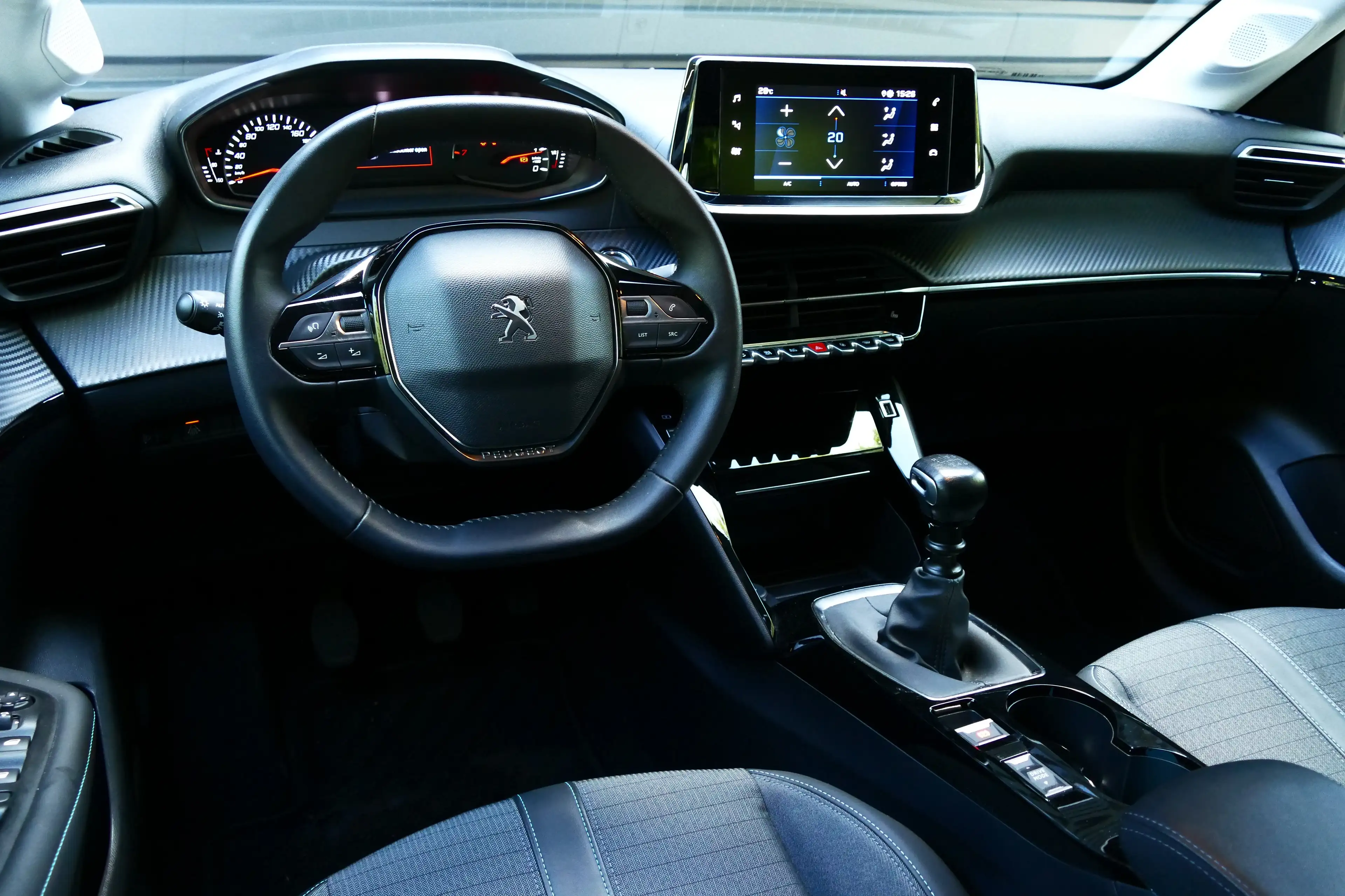 Peugeot 208 1.2 PURETECH 100PK ALLURE / CAMERA / STOELVERWARMI — photo 15