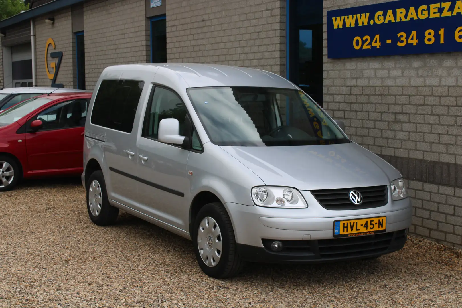 Volkswagen Caddy 1.6 Comfortline 5p. airco trekh. 2 schuifdeuren Grijs - 1