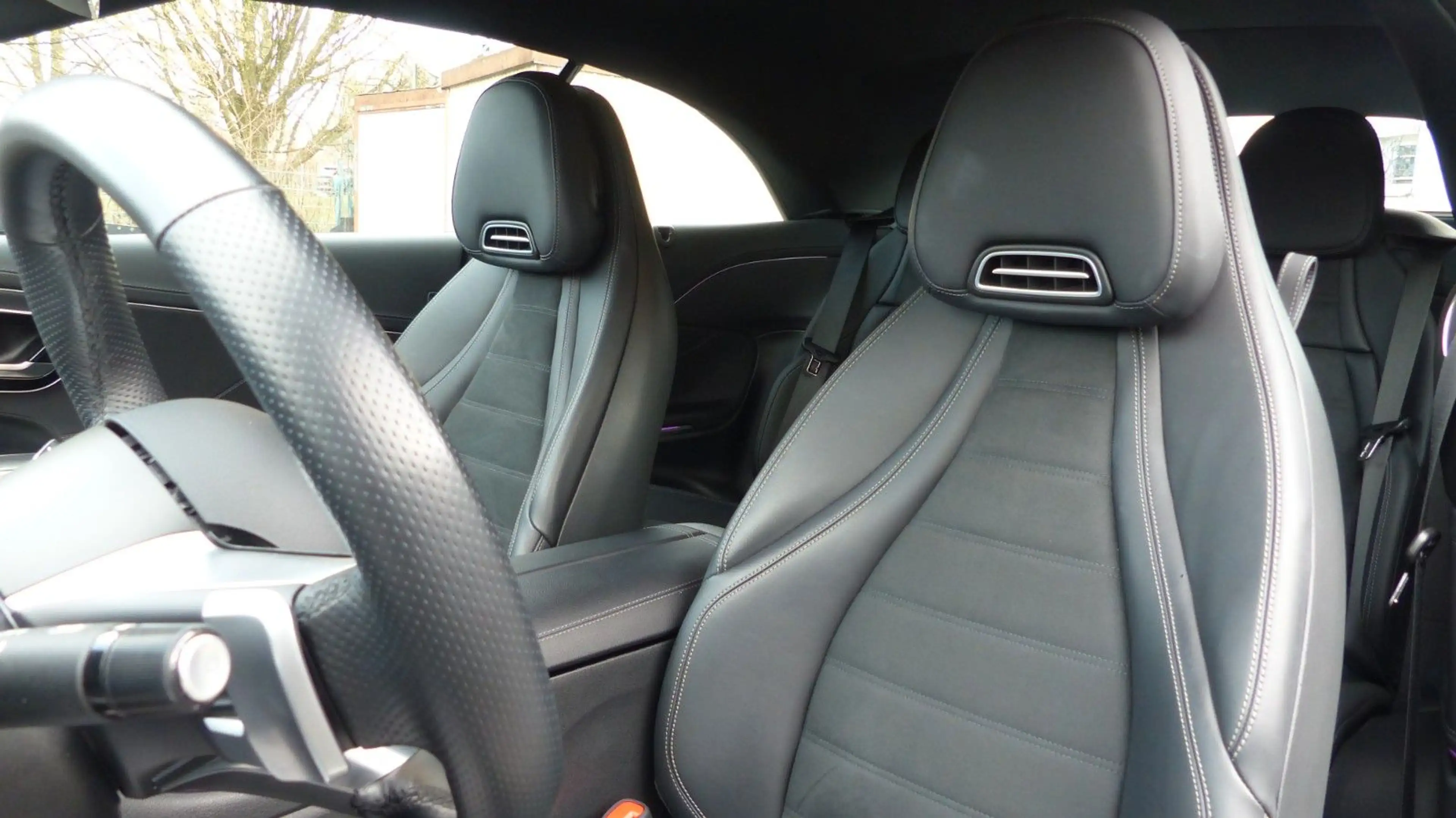 Mercedes-Benz CLE 220 d Cabrio AMG Line Advanced Plus 360Kam- — photo 15