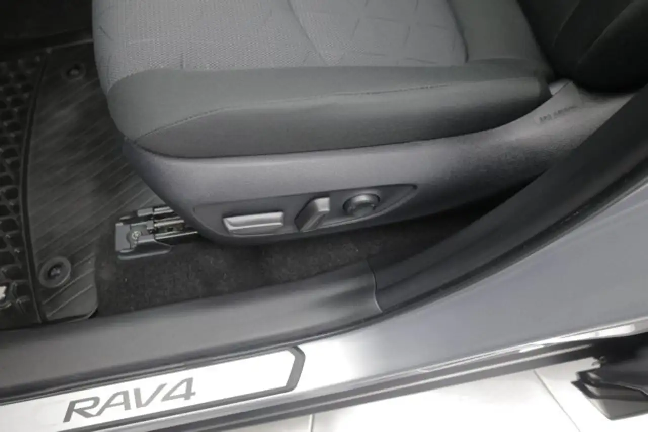 Toyota RAV 4 photo Toyota RAV 4