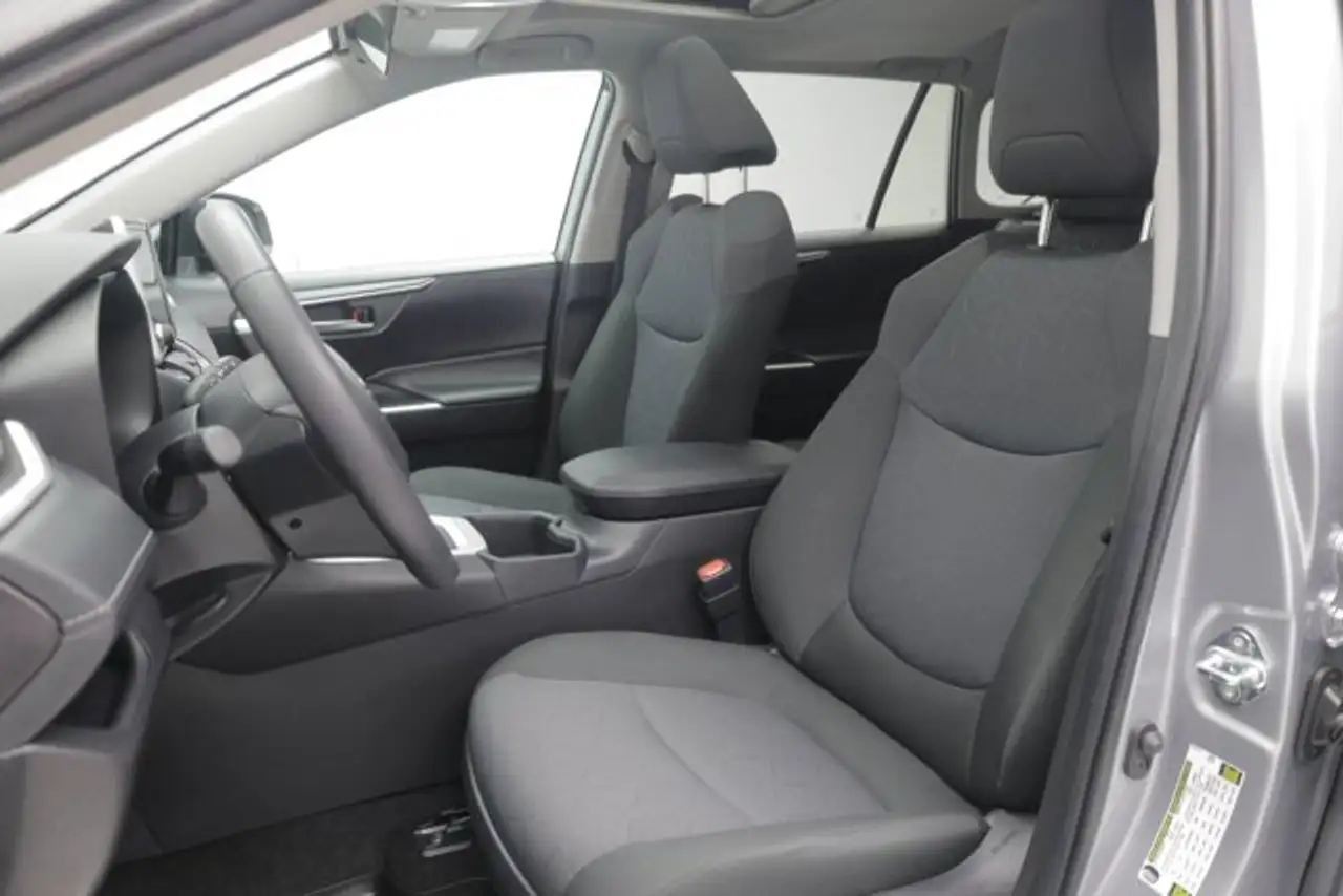Toyota RAV 4 photo Toyota RAV 4