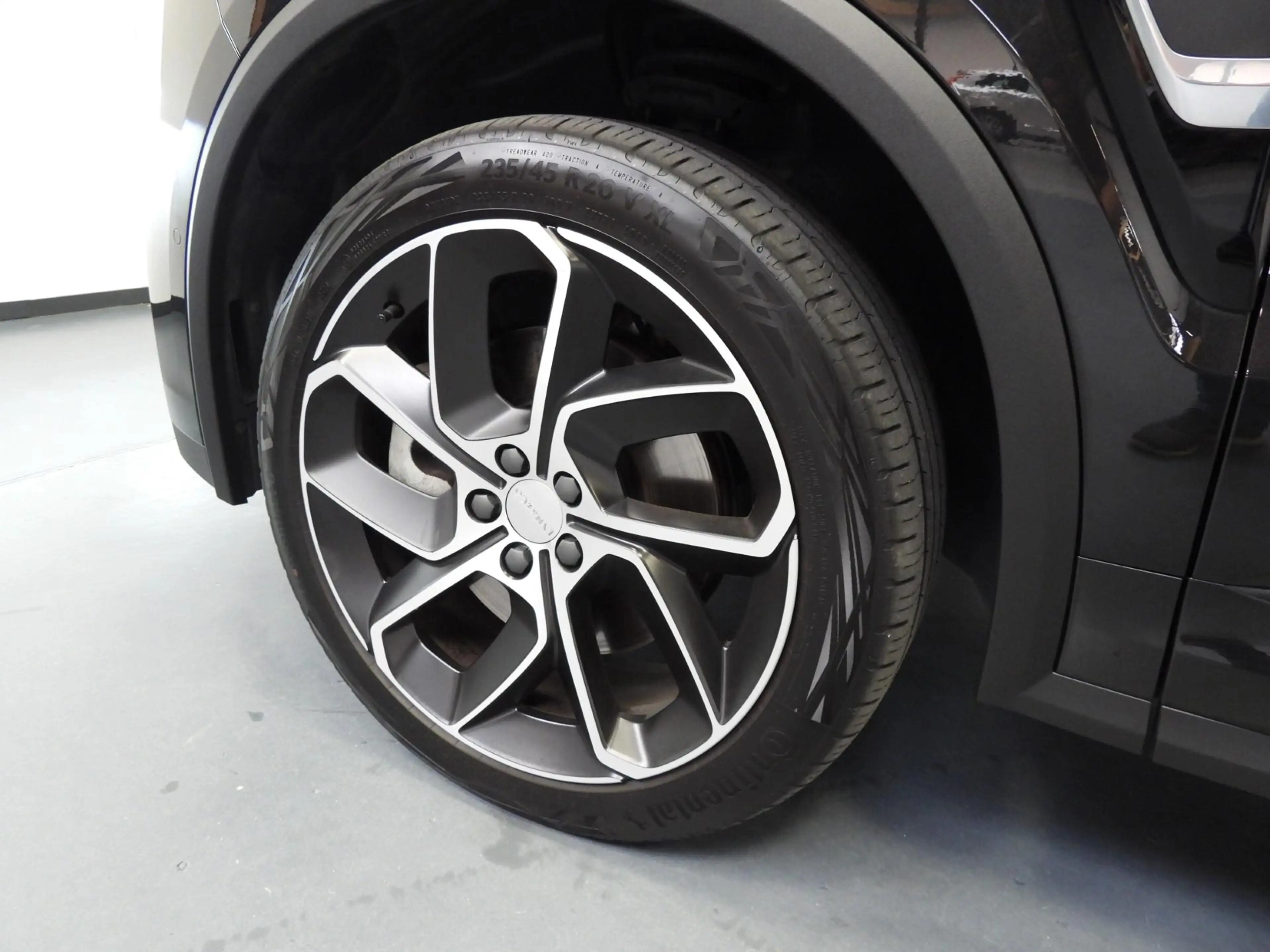 Lynk & Co 01 1.5 PHEV BlackLine TREKH./NAVI/360CAM/SCHUIFDAK/LE — photo 43