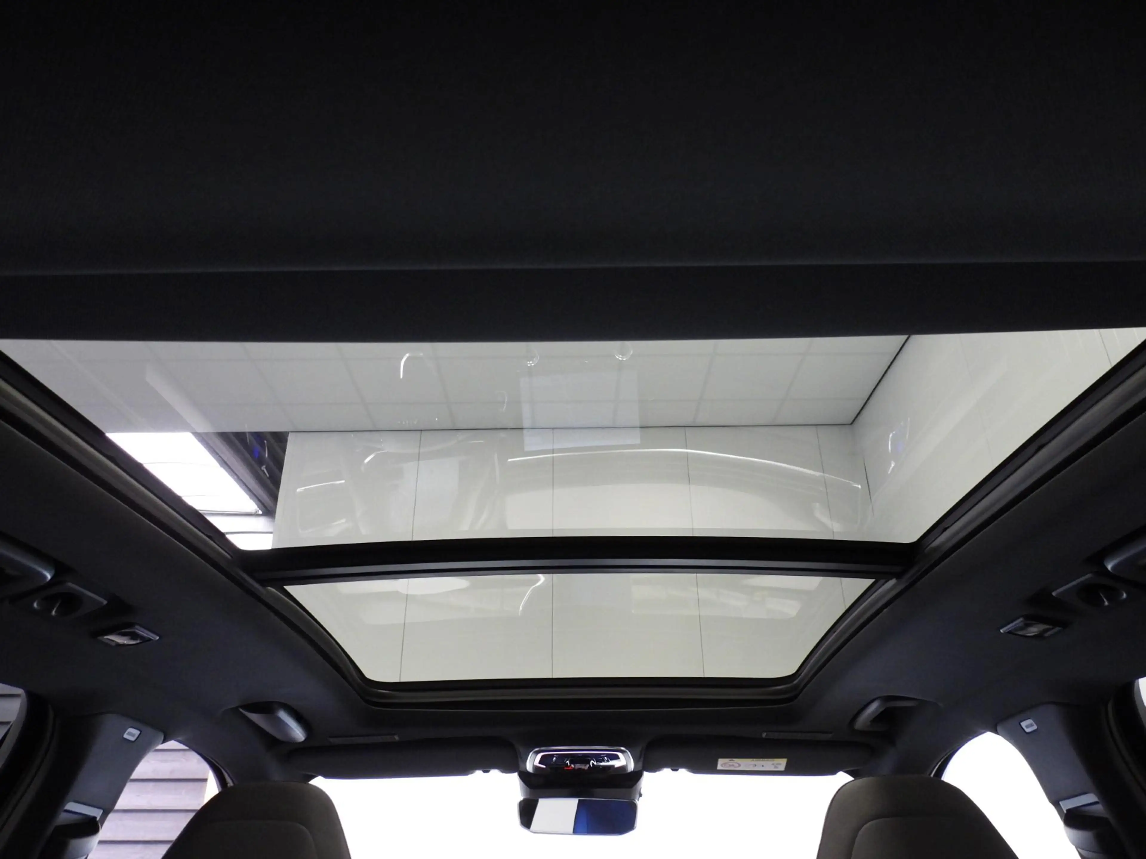 Lynk & Co 01 1.5 PHEV BlackLine TREKH./NAVI/360CAM/SCHUIFDAK/LE — photo 22