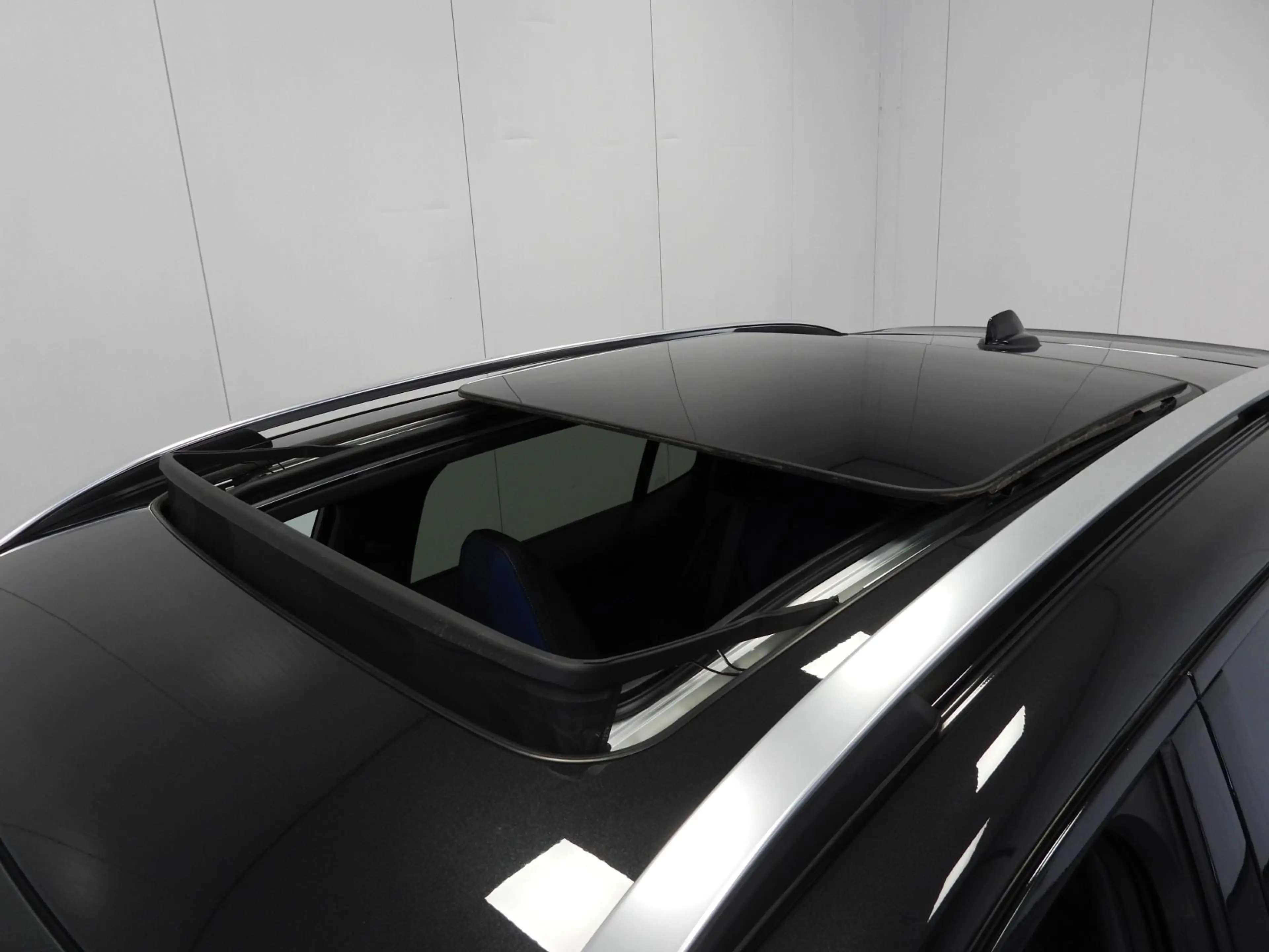 Lynk & Co 01 1.5 PHEV BlackLine TREKH./NAVI/360CAM/SCHUIFDAK/LE — photo 40