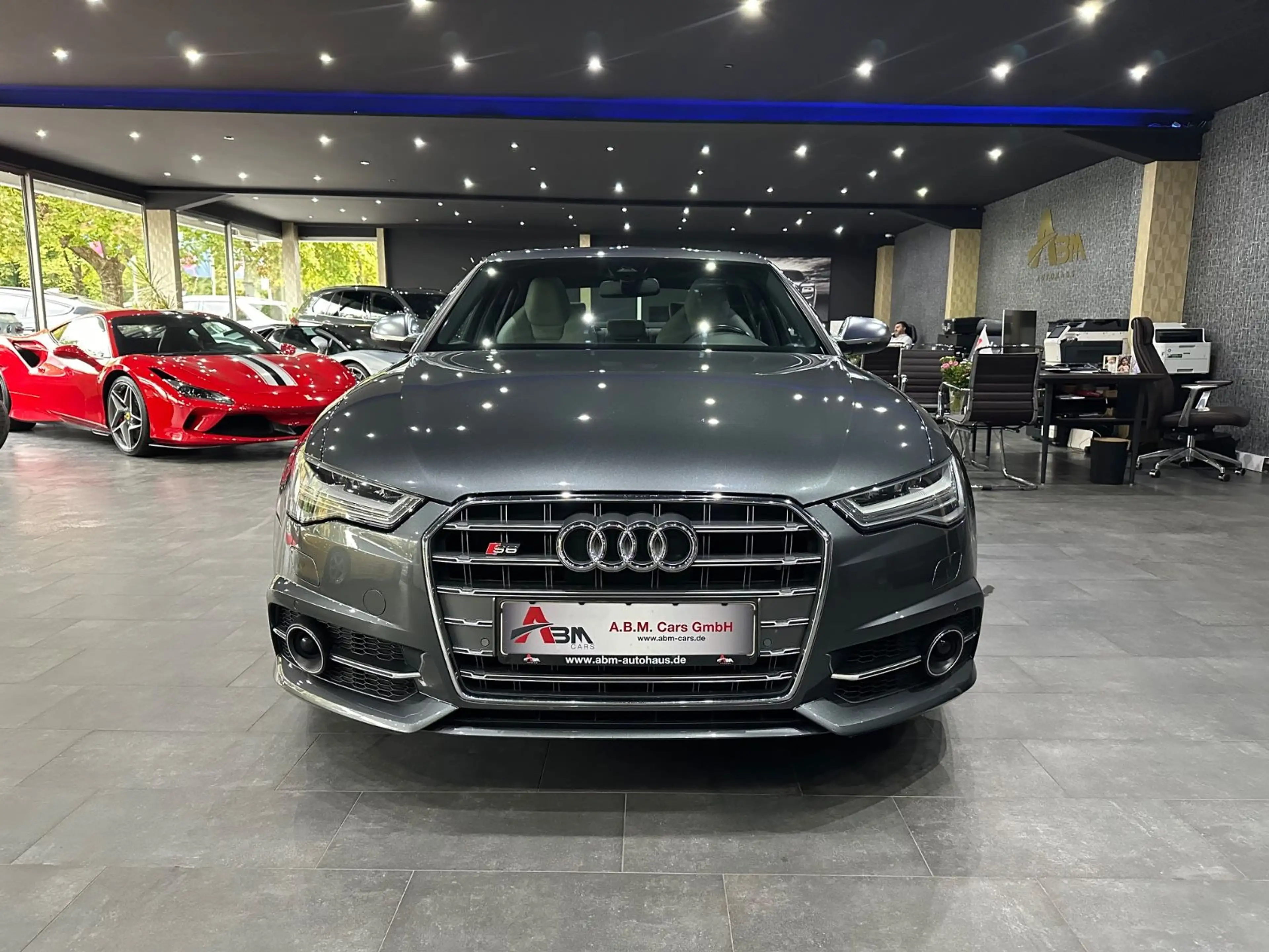 Audi S6 Lim. 4.0 TFSI quattro /BOSE /CARBON /Glasdach — photo 2