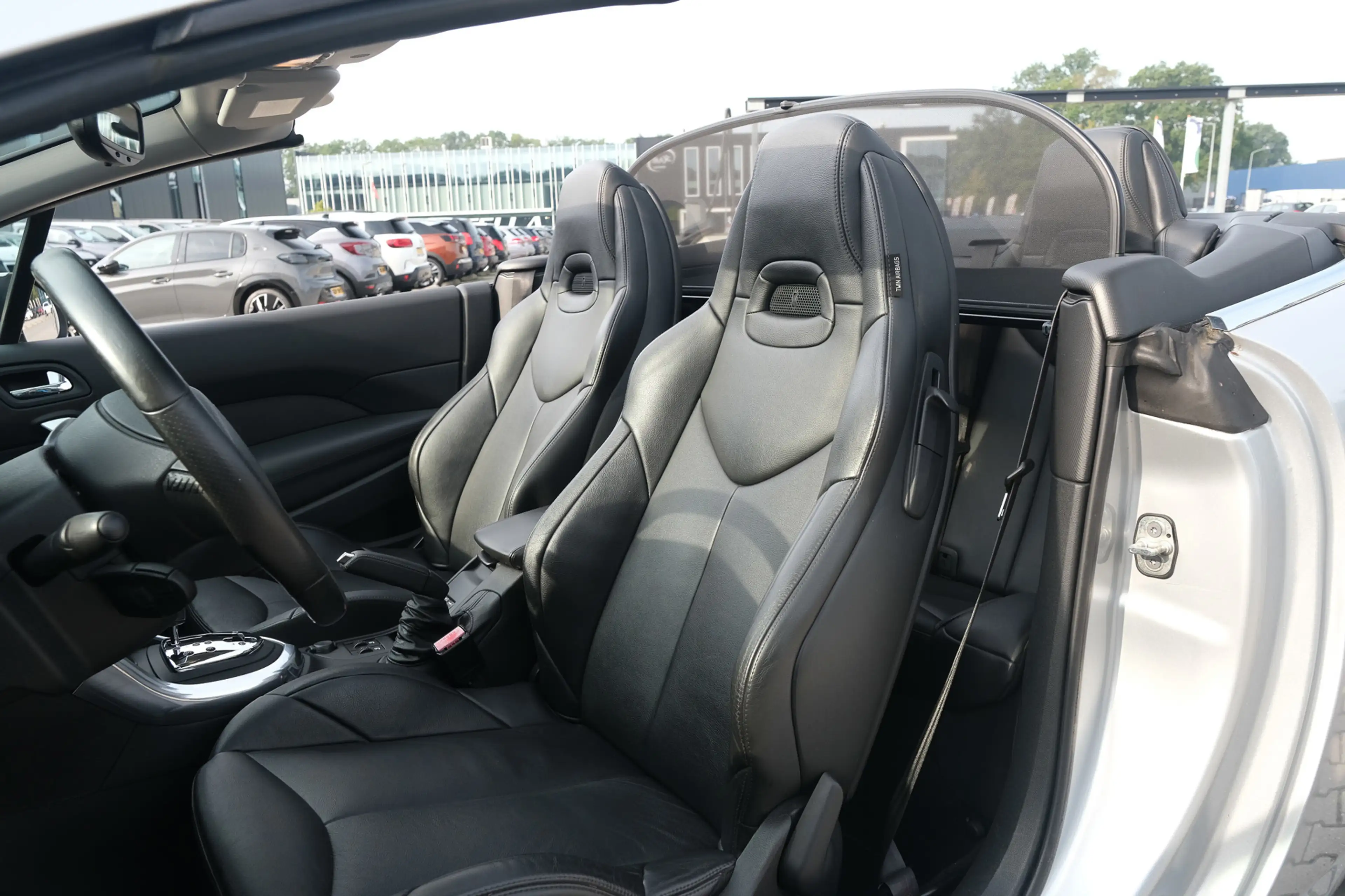 Peugeot 308 CC 1.6 THP Feline — photo 18
