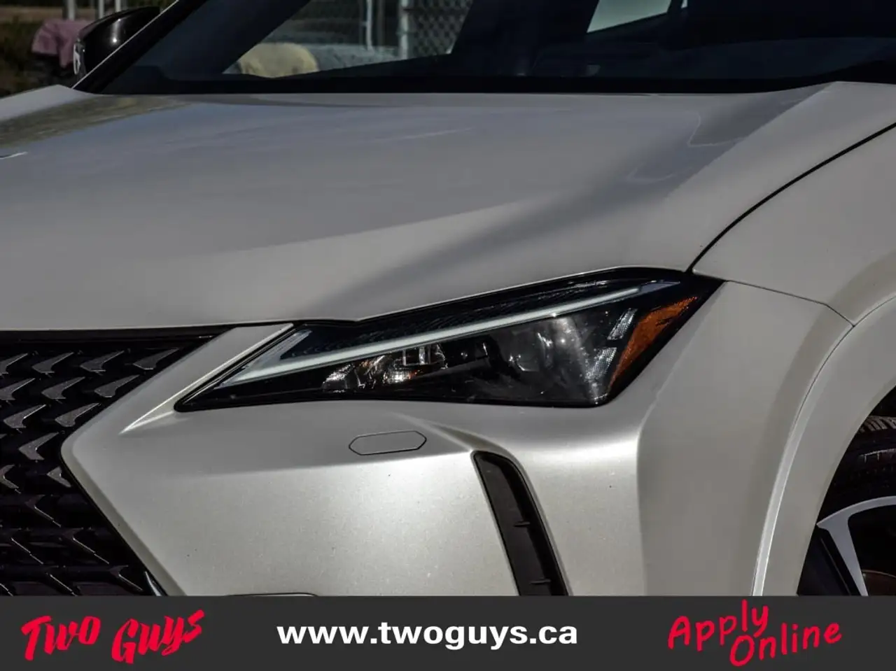 Lexus UX снимка Lexus UX