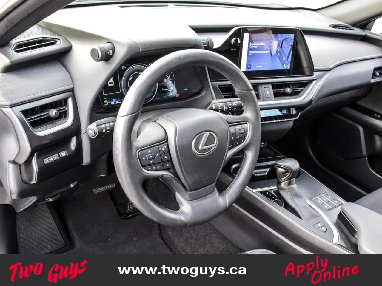 Lexus UX снимка Lexus UX