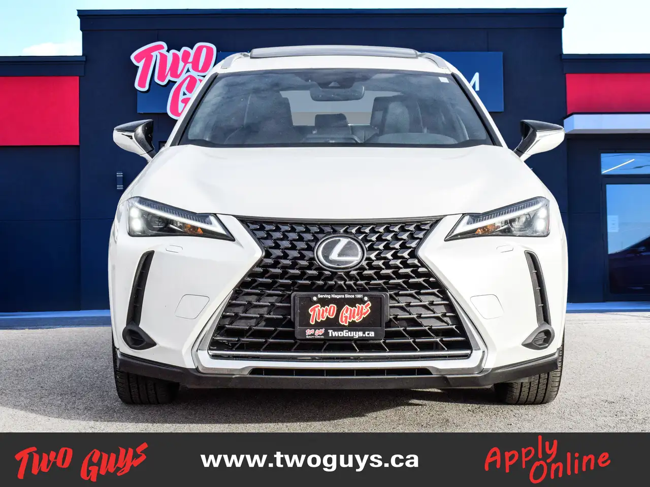 Lexus UX снимка Lexus UX