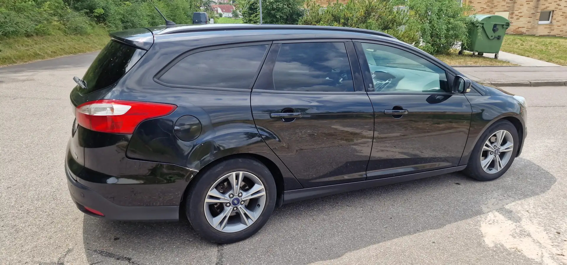 Ford Focus Turnier 1.6 TDCi DPF Start-Stopp-System Champions Czarny - 2