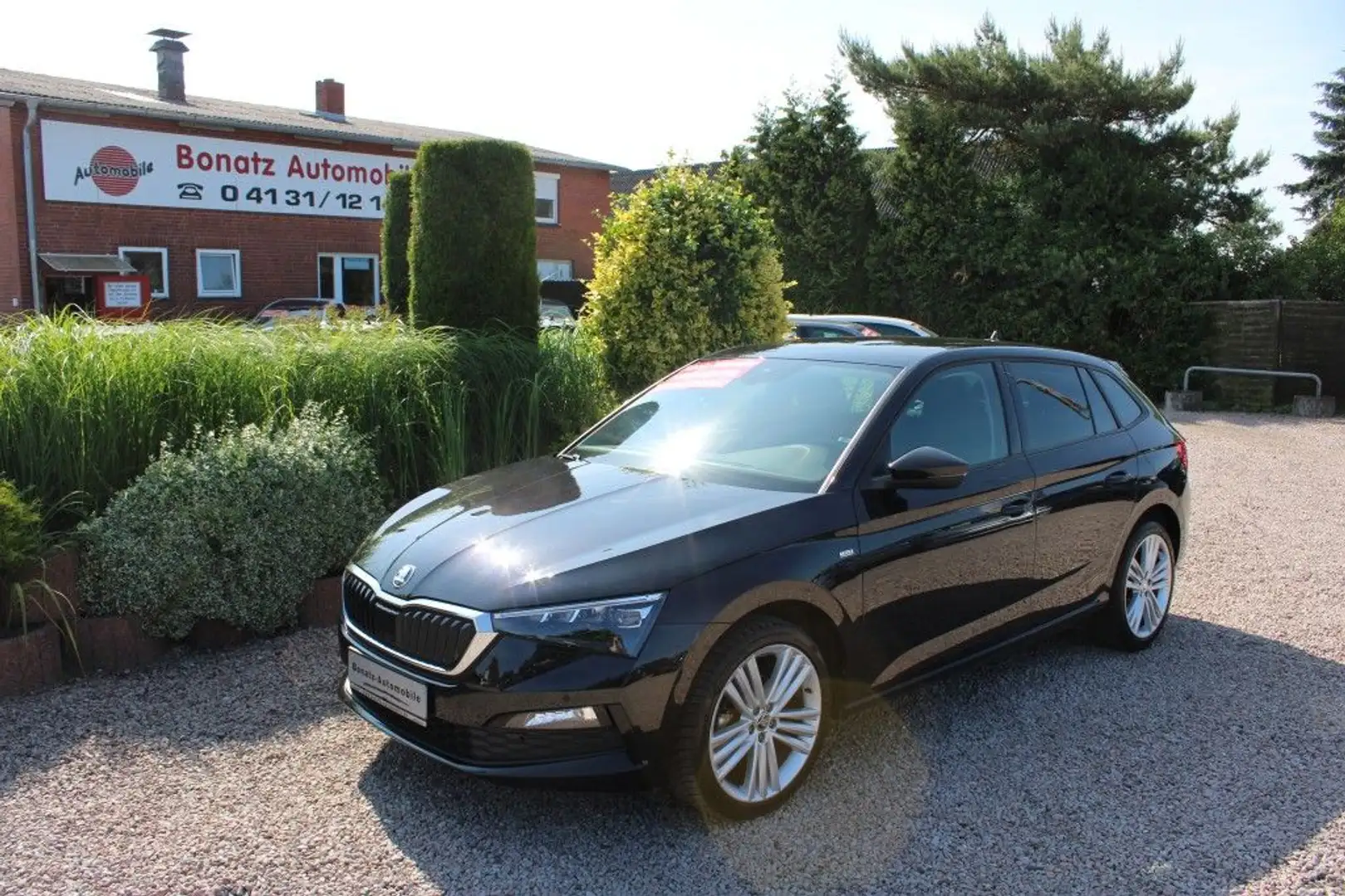 Skoda Scala 1.0 TSI Tour *Klimatr,Sitzhzg,APP,LED,ACC;Alu* Zwart - 1