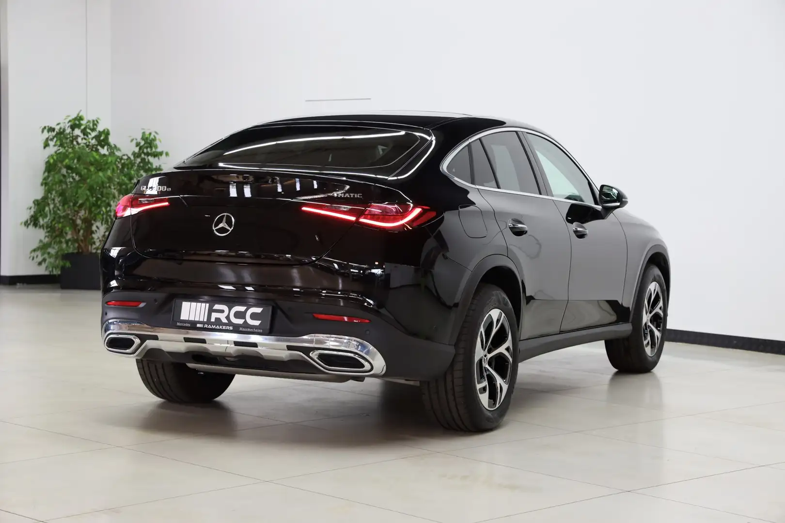 Mercedes-Benz GLC 300 e 4M Coupé DISTRONIC Trekhaak Memory Leder KEYLESS Negro - 2