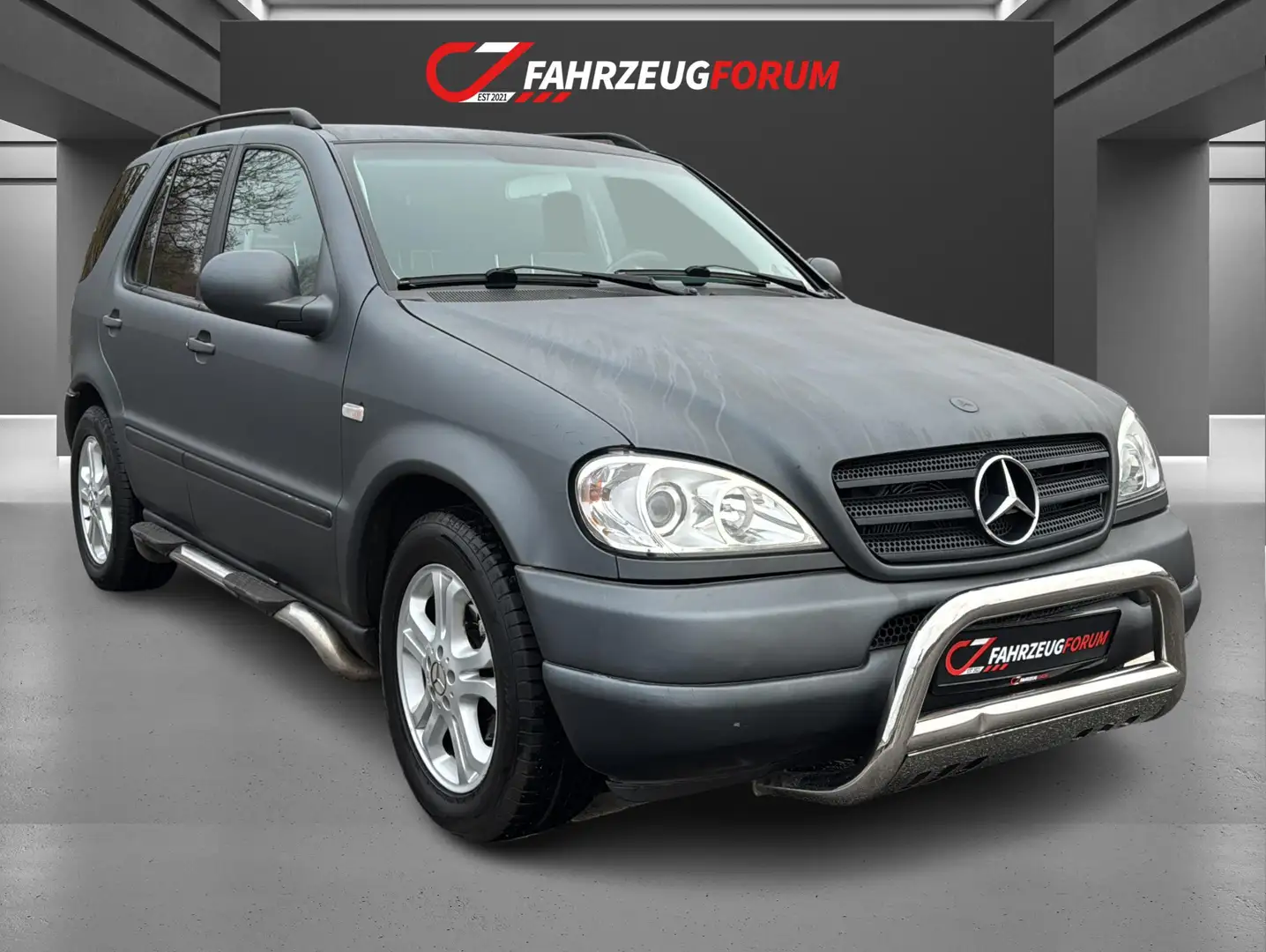 Mercedes-Benz ML 320 ML 320*Tempomat*Trittbretter*Front-Bügel Vert - 2