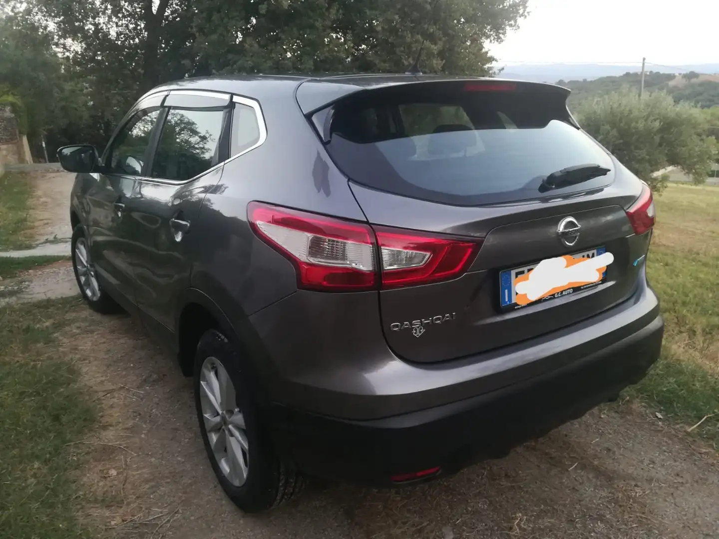 Nissan Qashqai Qashqai II 2014 1.5 dci Business 110cv E6 Grigio - 2