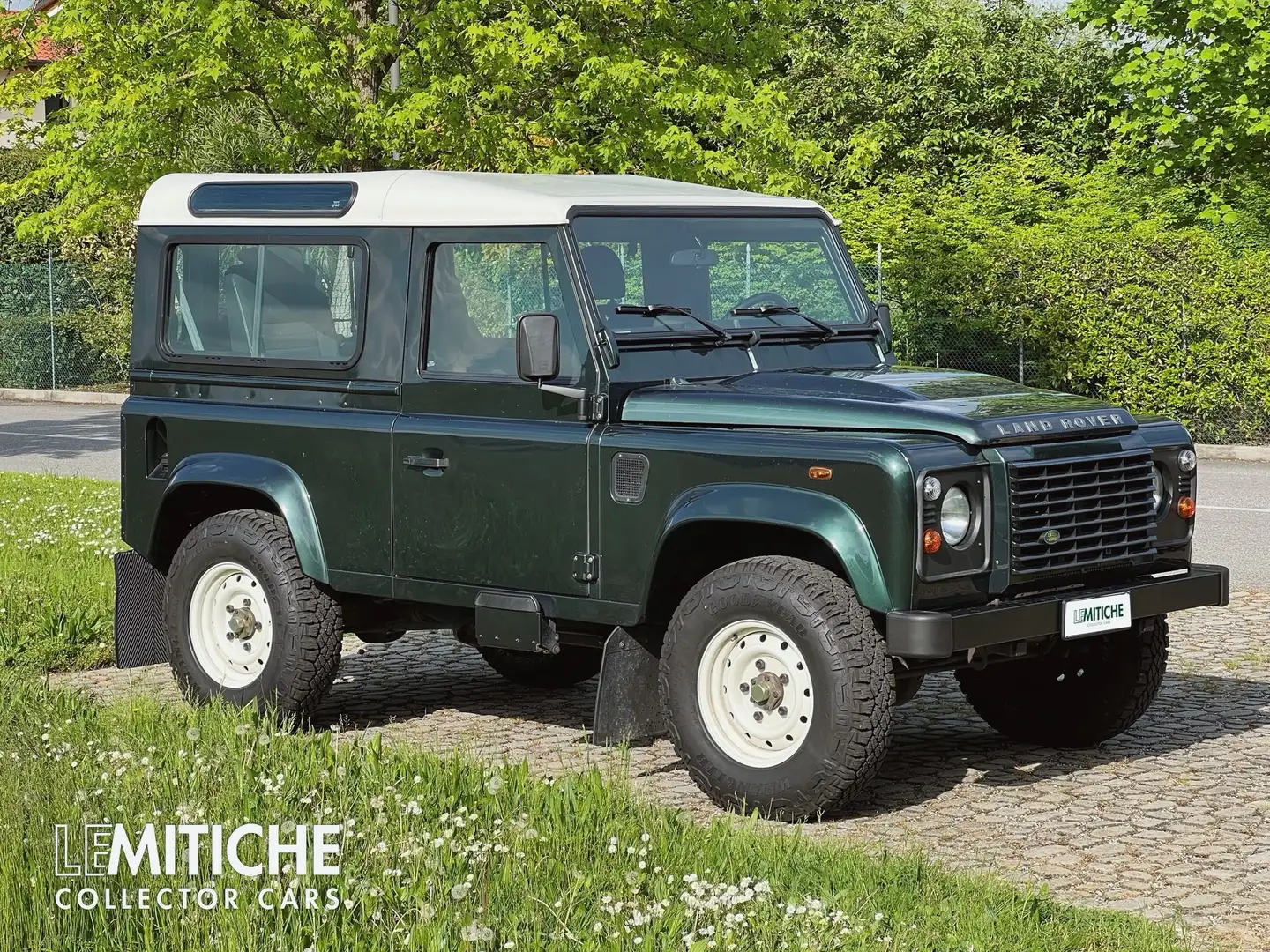 Land Rover Defender Defender 90 2.4 td S SW Verde - 1