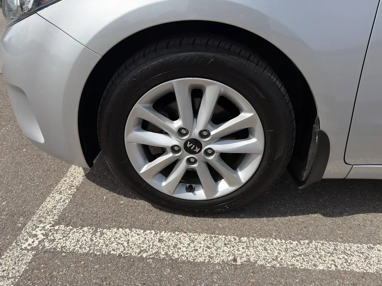 Kia Forte снимка Kia Forte