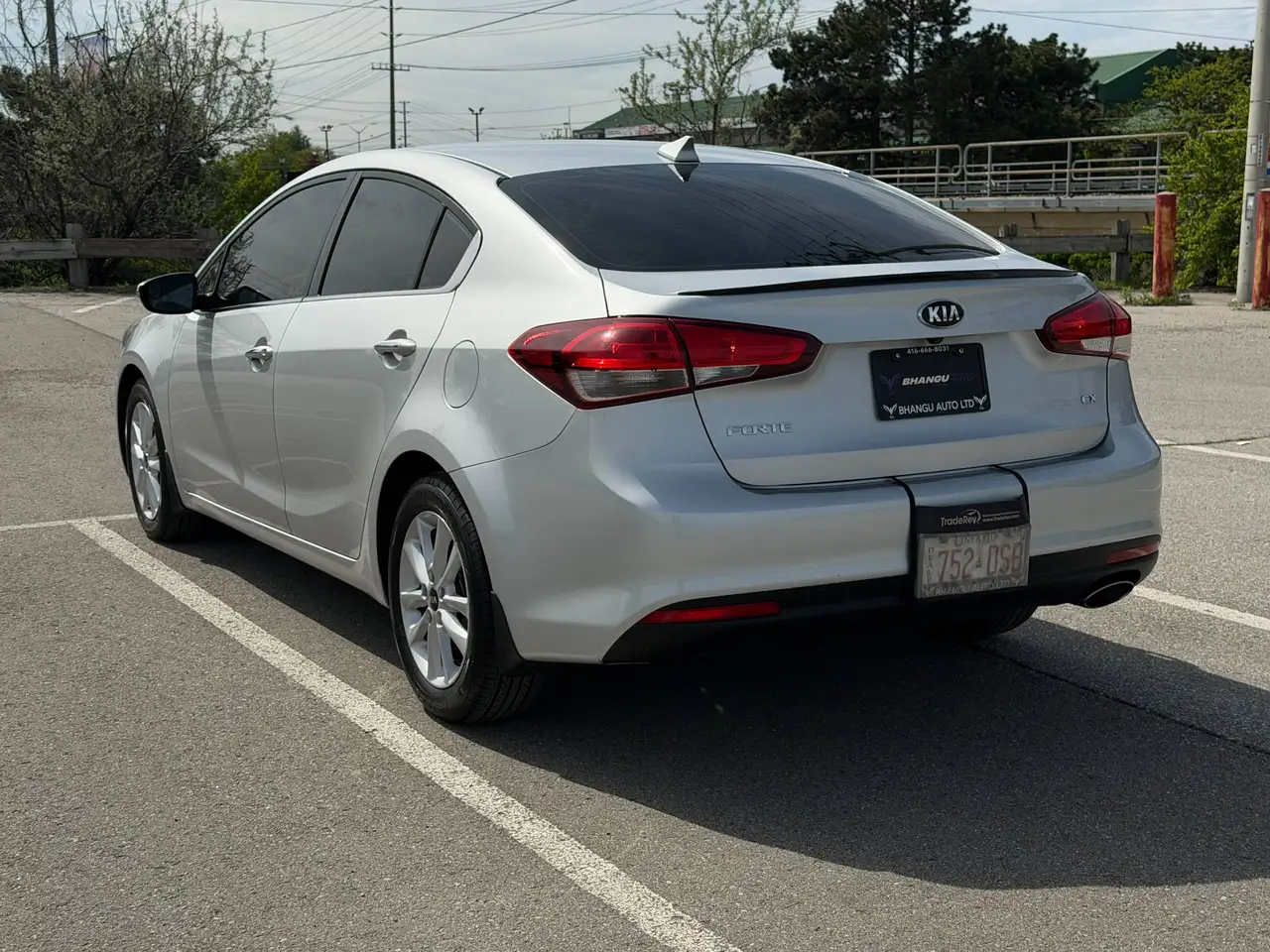Kia Forte снимка Kia Forte