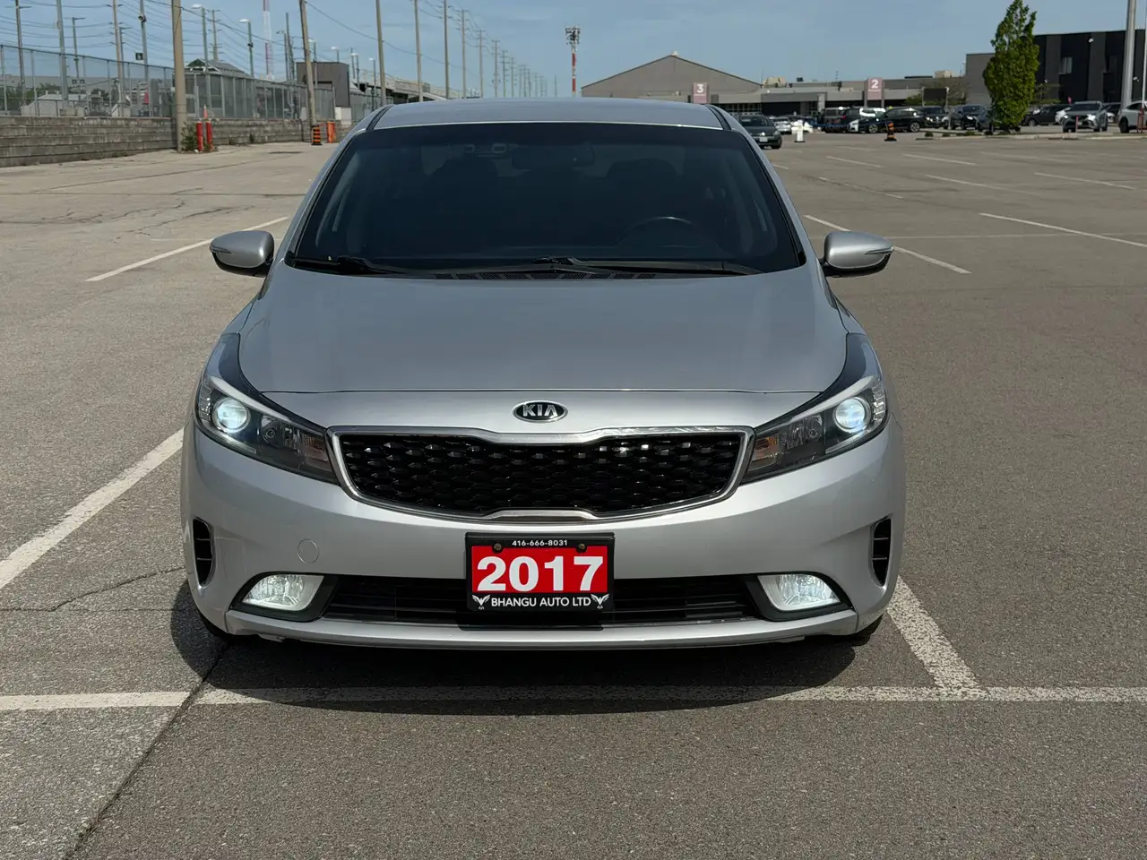 Kia Forte снимка Kia Forte
