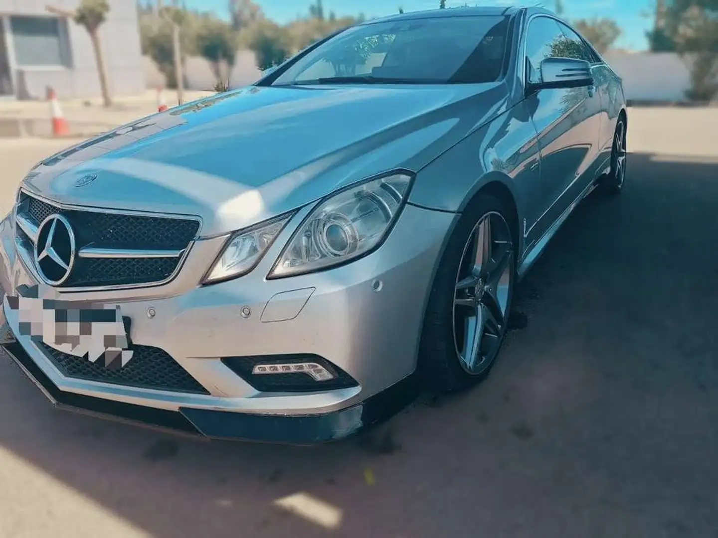Mercedes-Benz E 350 Coupé CDI Blue Efficiency Avantg. Gris - 1