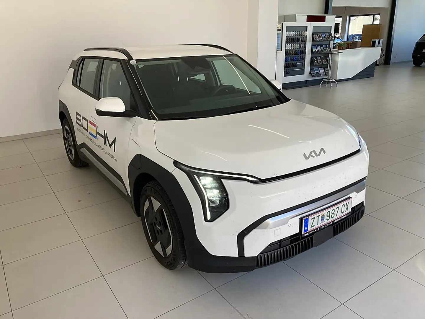 Kia EV3 81,4kWh Air-Ausstattung Weiß - 2