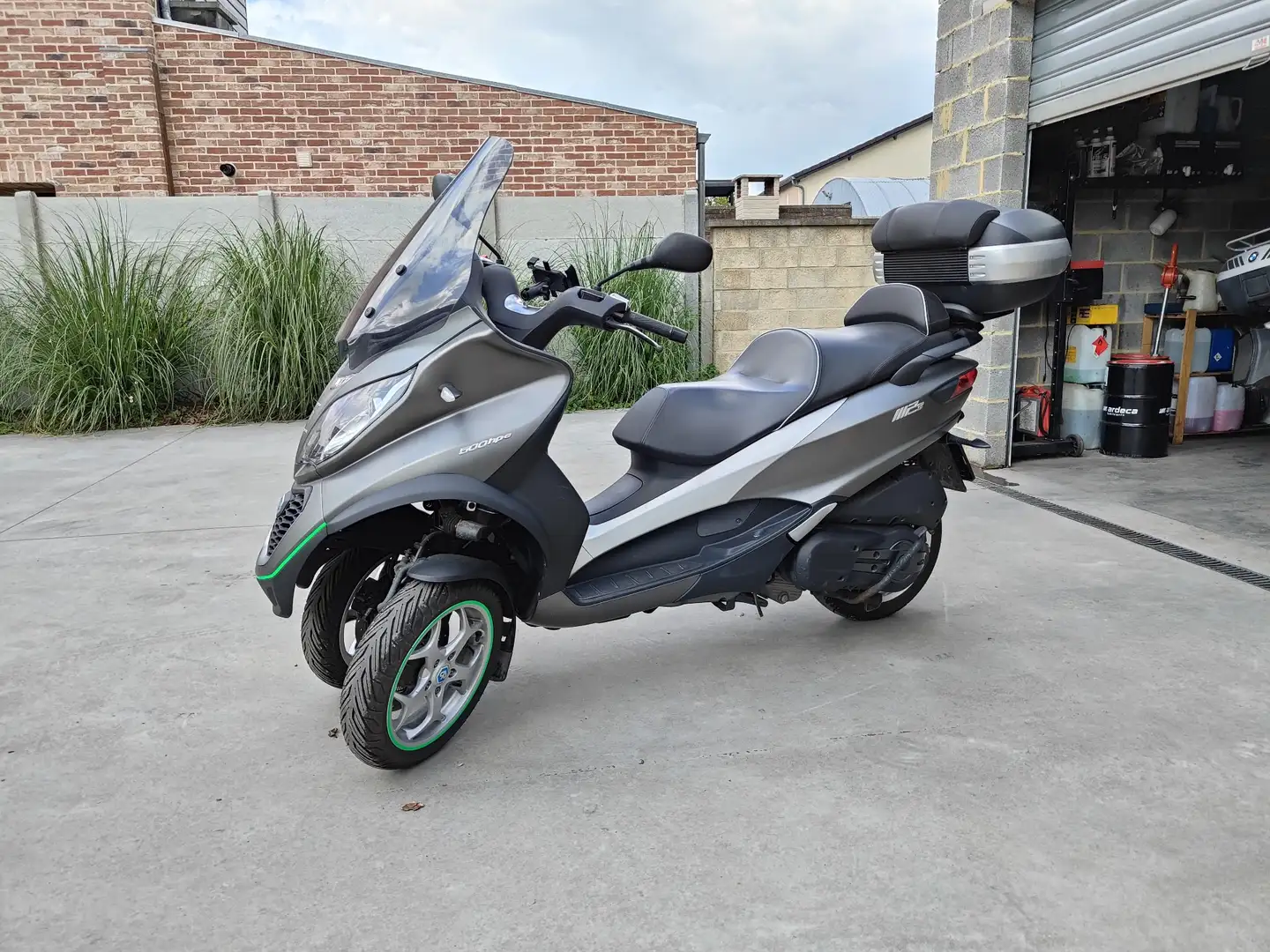 Piaggio MP3 500 lt business Černá - 1