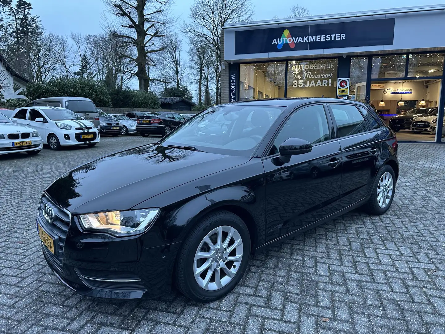 Audi A3 Sportback 1.4 TFSI Automaat Attraction Navi|Cruise Noir - 2