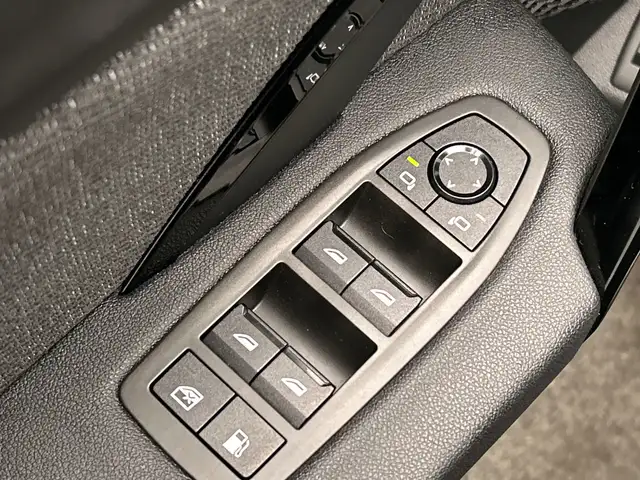 BMW X1 view 25