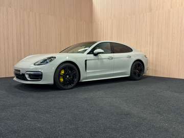 Panamera 4 E-Hybrid Platinum Edition| PASM| HUD