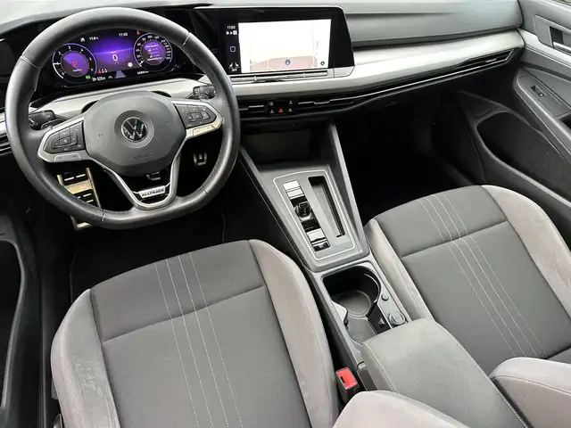 Volkswagen Golf view 11