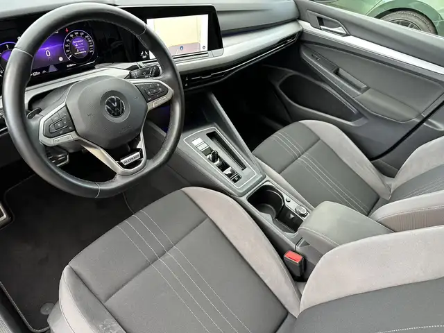 Volkswagen Golf view 7