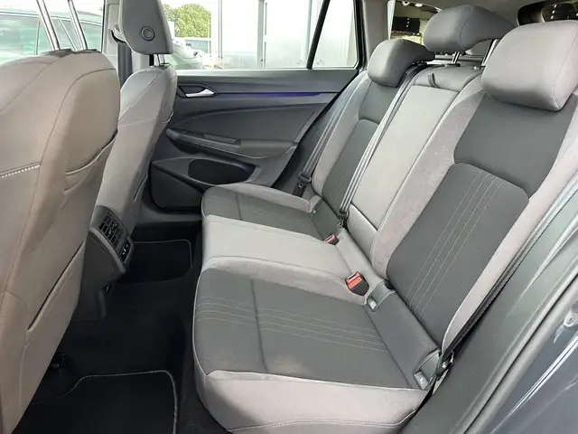 Volkswagen Golf view 10