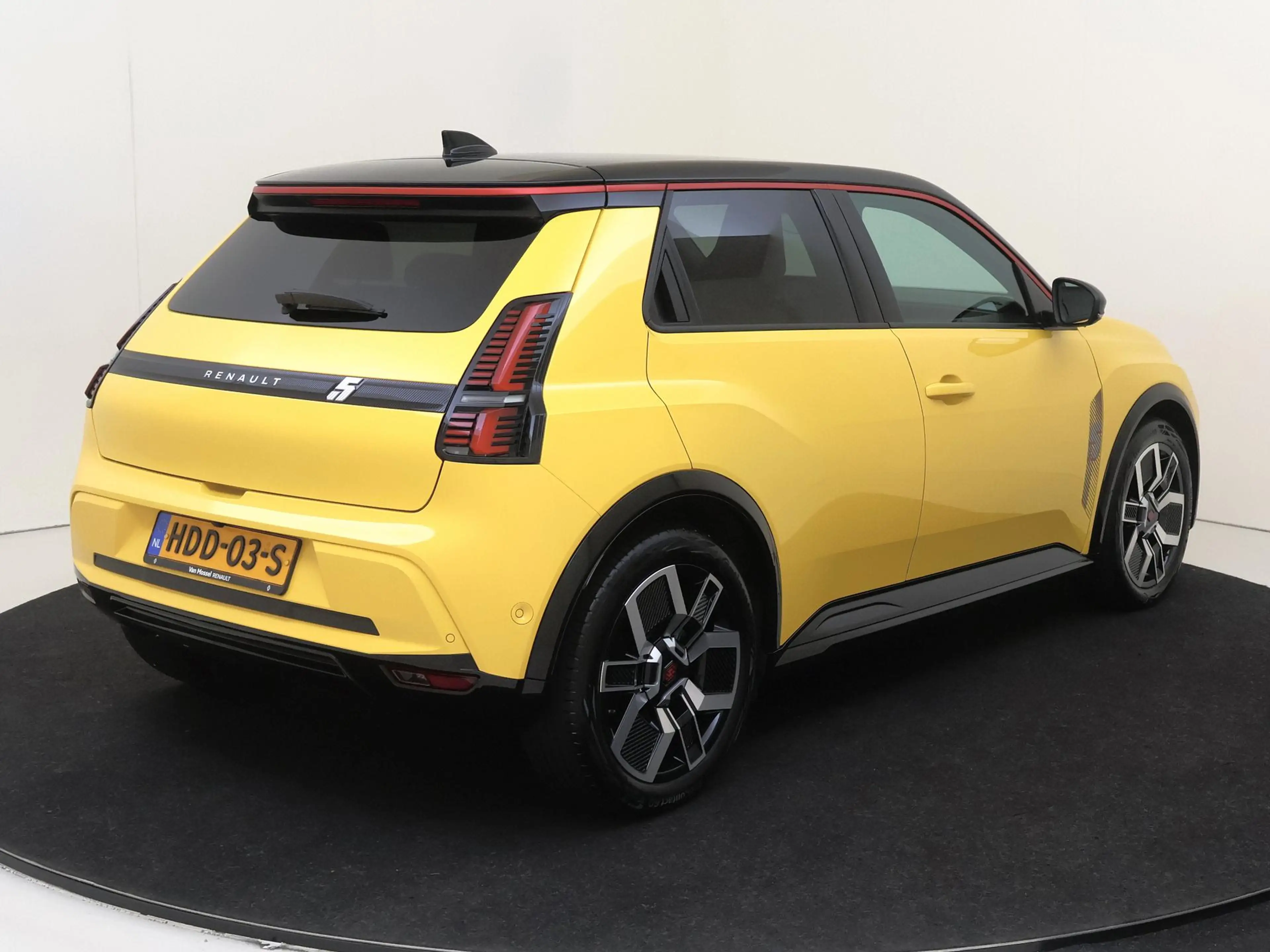 Renault R 5 comfort range iconic cinq 52 kWh | Automaat | Acht — photo 4