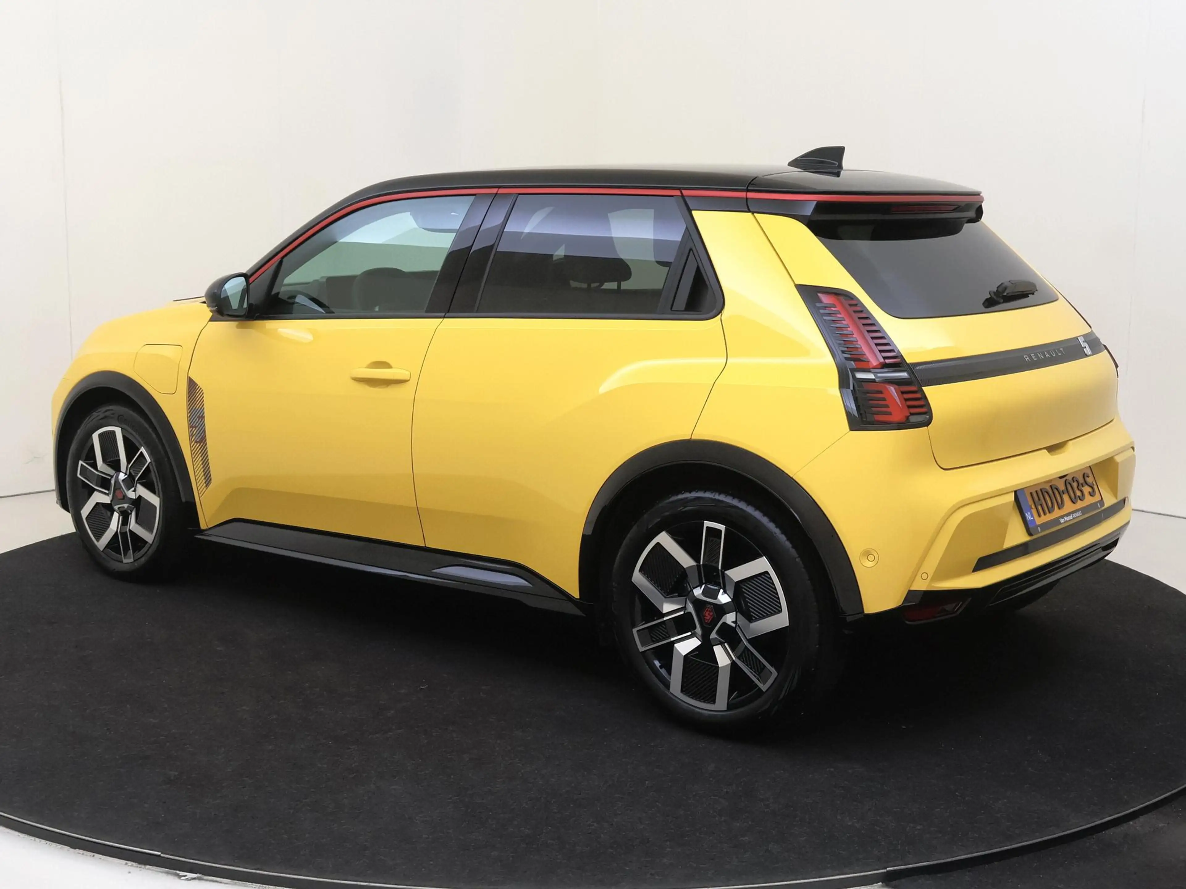 Renault R 5 comfort range iconic cinq 52 kWh | Automaat | Acht — photo 3
