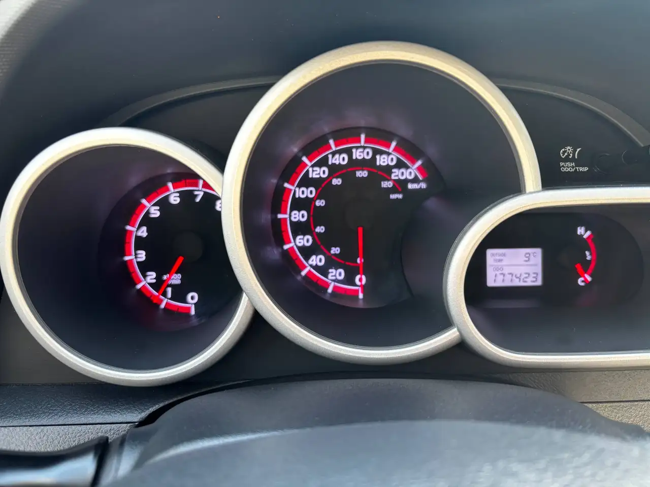 Toyota Matrix снимка Toyota Matrix