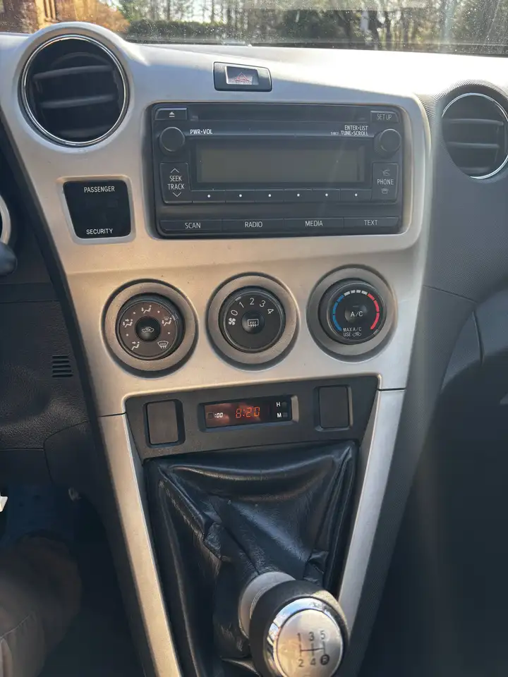 Toyota Matrix снимка Toyota Matrix