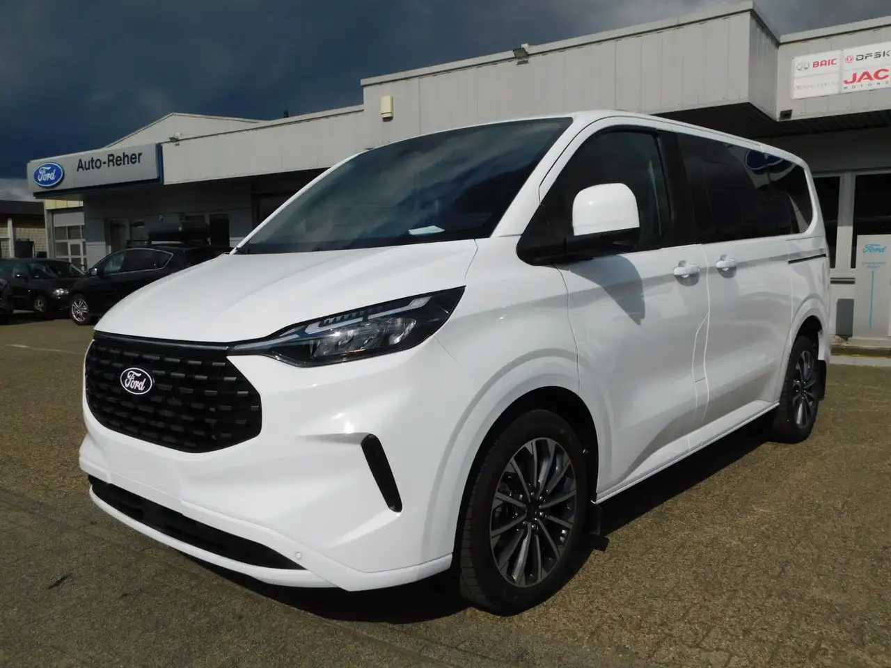 Ford Tourneo Custom 2026