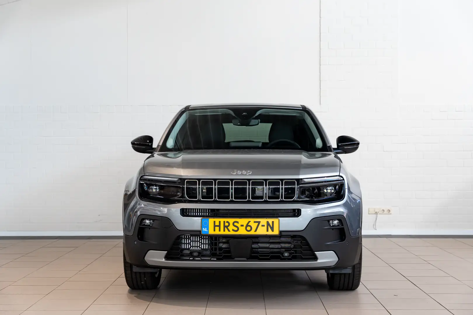 Jeep Avenger 1.2 e-Hybrid Summit | Achteruitrijcamera | Apple C Grijs - 2