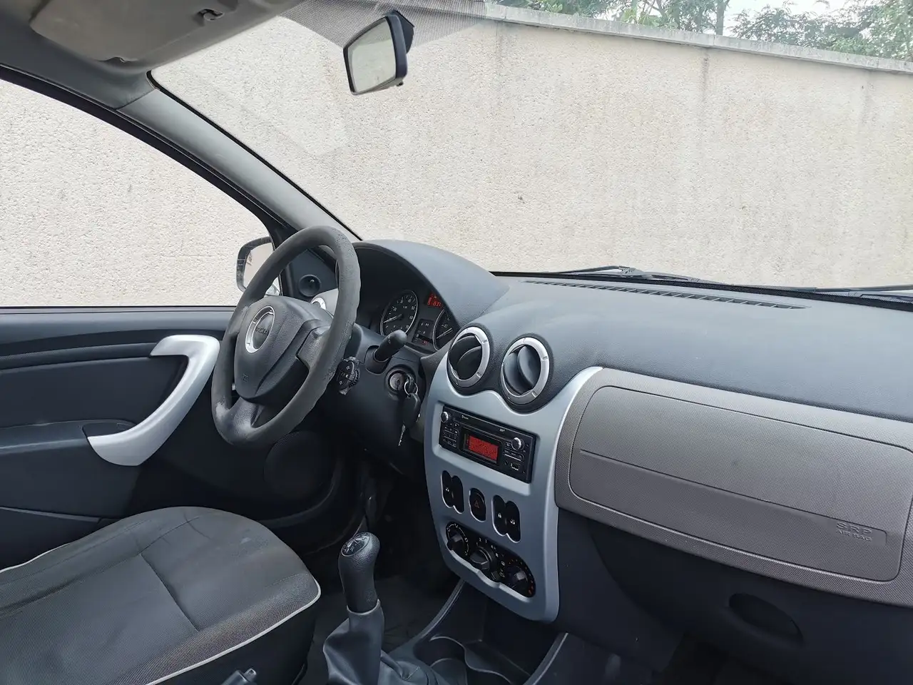 Dacia Sandero Sandero — photo 2
