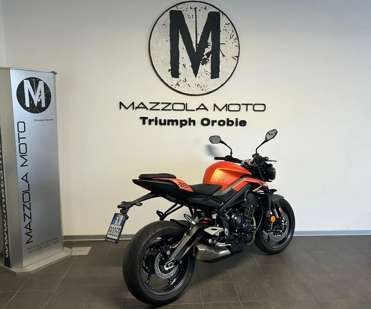 Triumph Street Triple R Arancione - 2
