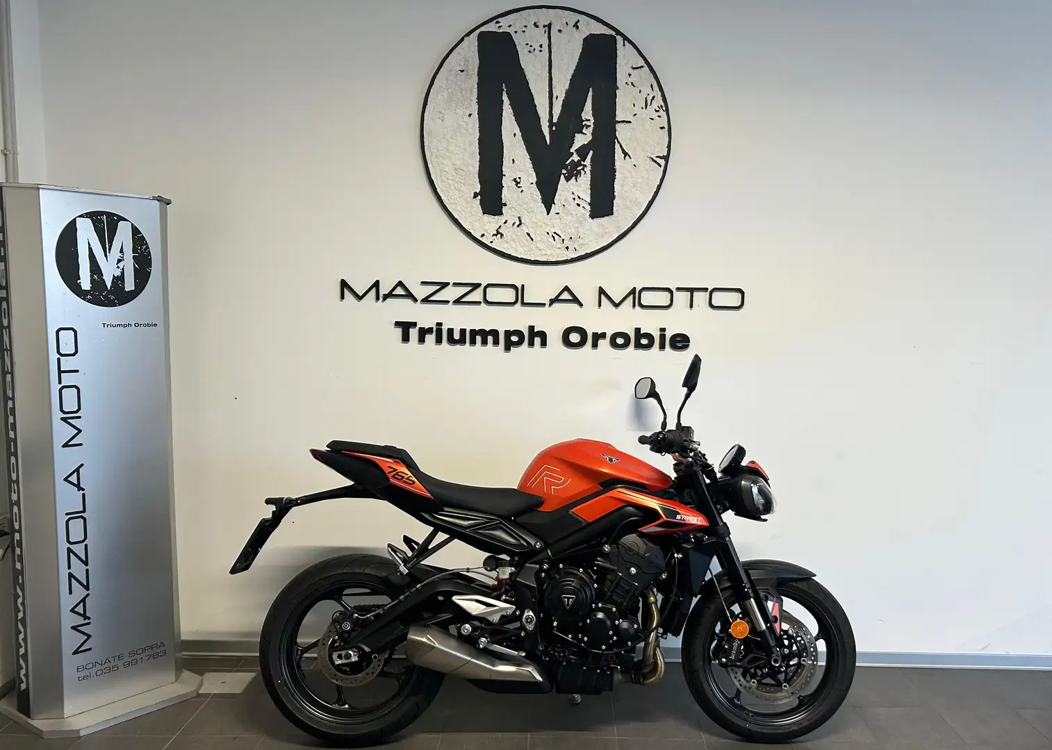 Triumph Street Triple R Arancione - 1
