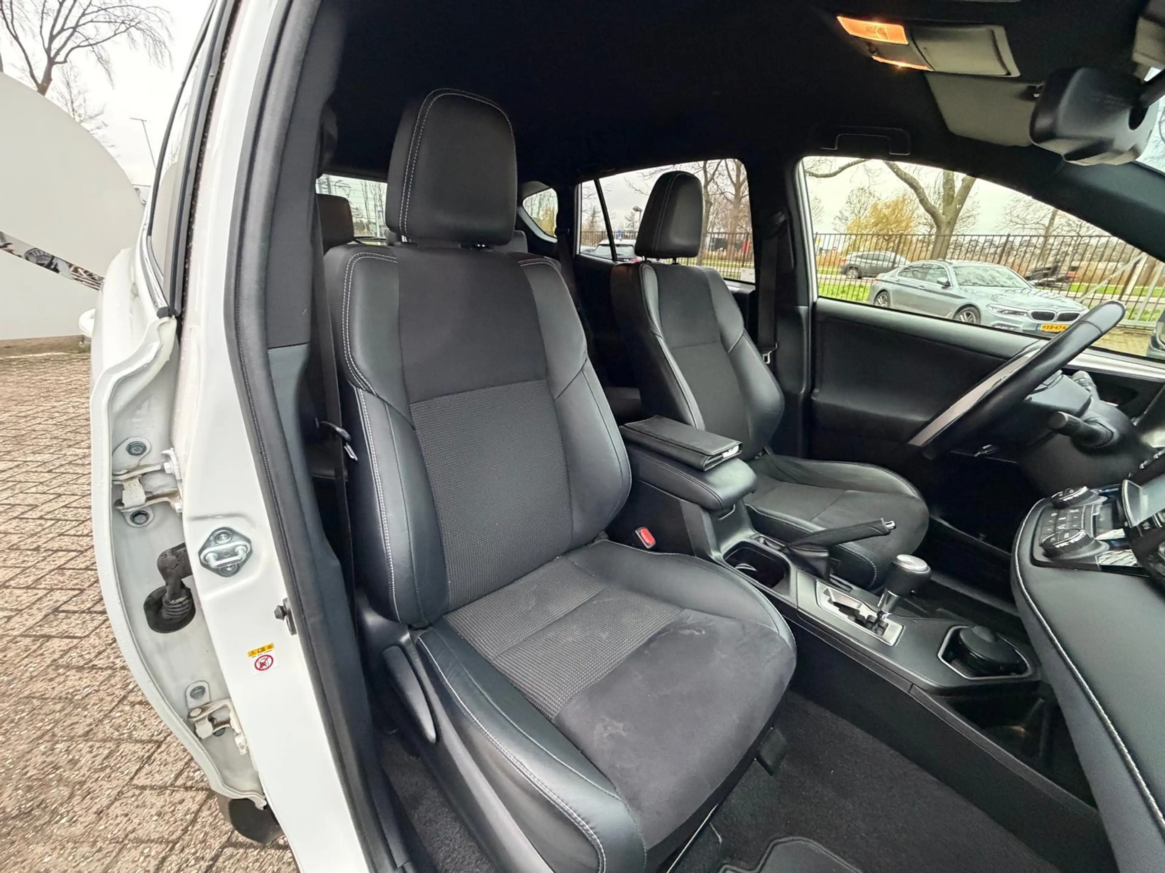Toyota RAV 4 2.5 Hybrid AWD Executive - BOMVOL OPTIES - INCL BT — photo 13