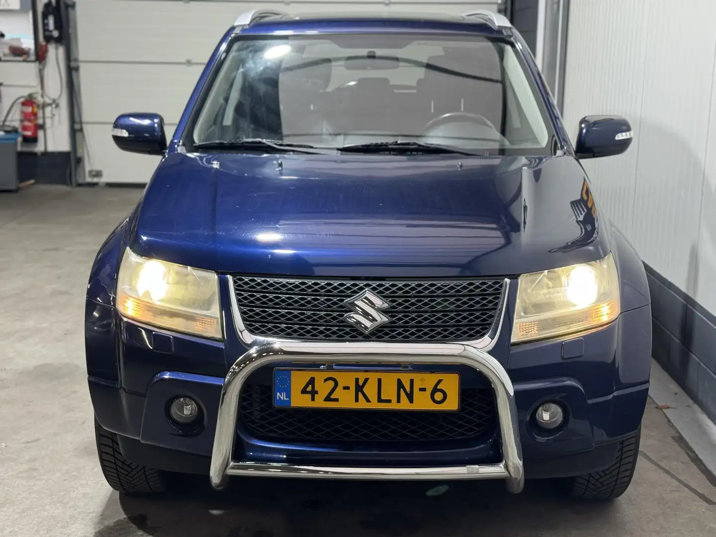 Suzuki Grand Vitara 2.4 High Executive Blau - 2