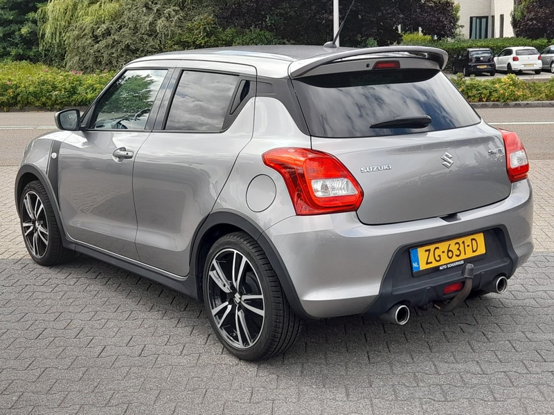 Suzuki Swift 1.2 SPORTLINE A/T TREKHAAK CARPLAY CAMERA — photo 4