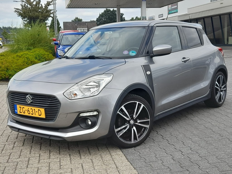 Suzuki Swift 1.2 SPORTLINE A/T TREKHAAK CARPLAY CAMERA