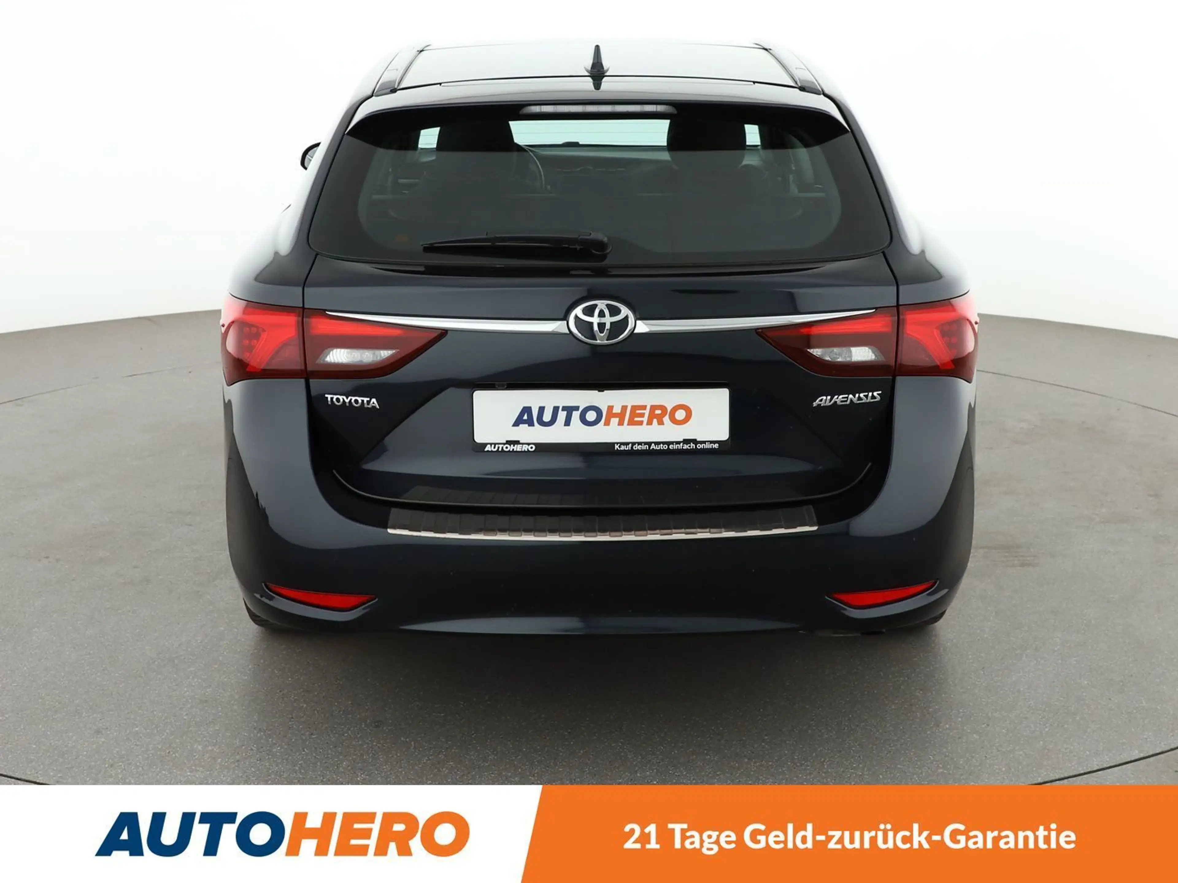 Toyota Avensis 1.8 Aut.*NAVI*SPUR*TEMPO*PANO*CAM*KLIMA* — photo 5