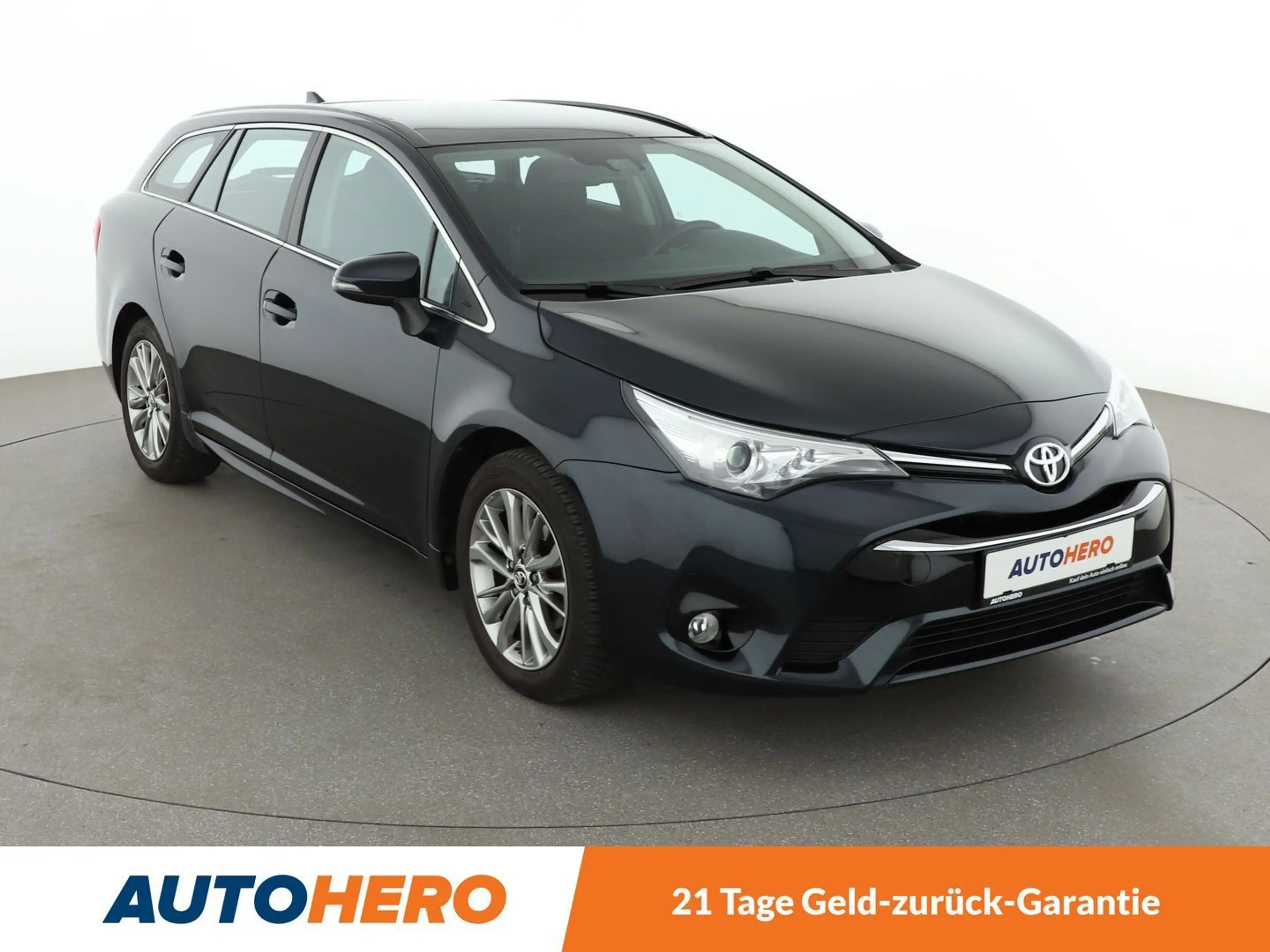 Toyota Avensis 1.8 Aut.*NAVI*SPUR*TEMPO*PANO*CAM*KLIMA* — photo 8